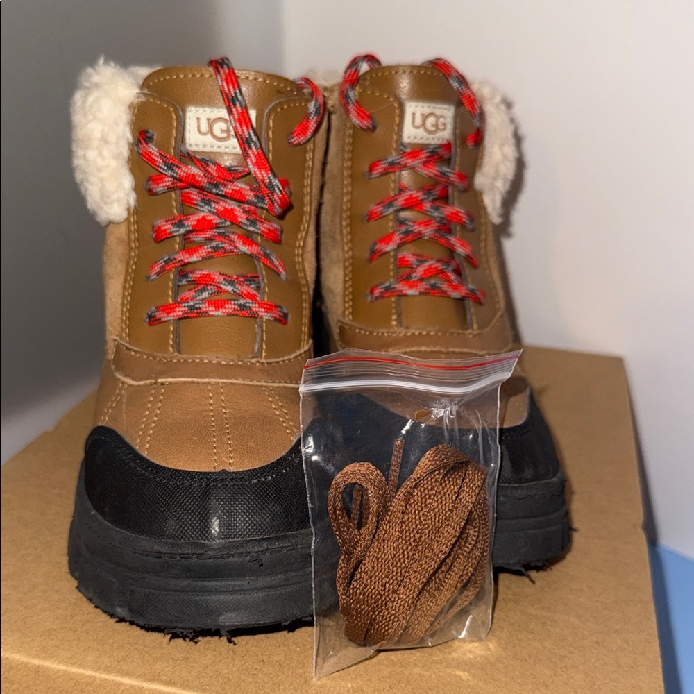 UGG Kids Brown & Black Shearling-Trim Lace-Up Boots with Red Accents - Picture 15 of 15